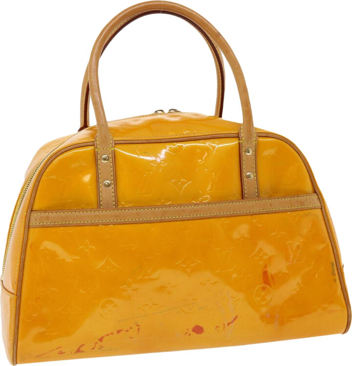 Roxbury patent leather bag Louis Vuitton Yellow in Patent leather