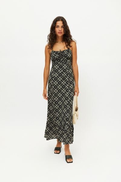 long dress with trainers