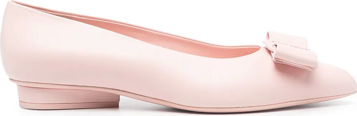 light pink flat shoes