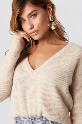 NA-KD Alpaca Wool Blend V-neck Sweater
