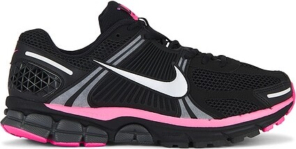 Nike Zoom Vomero 5 Sneakers