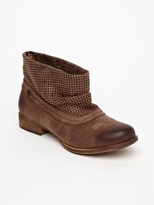 Thumbnail for your product : Roxy Allston Boots