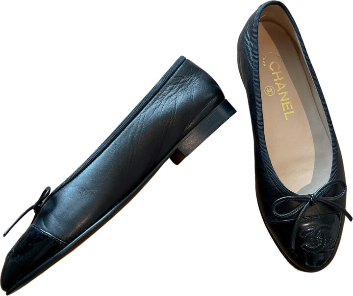 Chanel Cambon leather ballet flats - ShopStyle