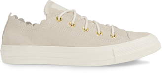 Converse Chuck Taylor All Star Scallop Low Top Leather Sneaker
