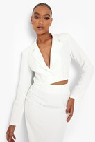 Thumbnail for your product : boohoo Cropped Fitted Tailored Blazer