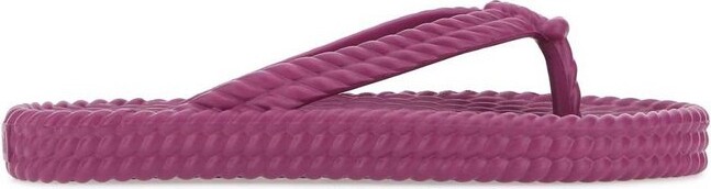 stylish flip flops mens