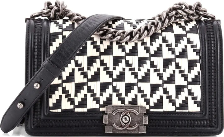 Chanel Pre Owned Boy Flap Bag Woven Calfskin Old Medium shoulder bag