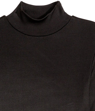 H&M Turtleneck Maxi Dress - Black - Ladies