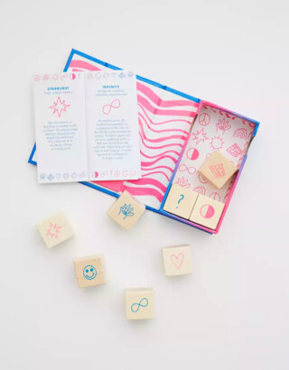 aerie Chronicle Books Fortune Telling Dice
