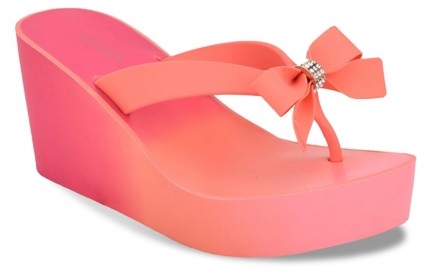 byyb elara wedge flip flop