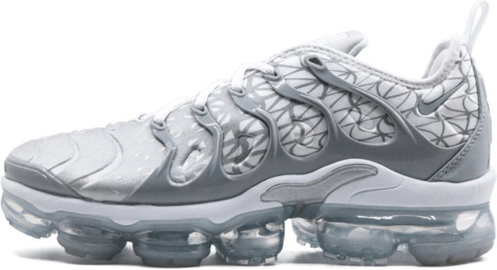 vapormax plus size 8