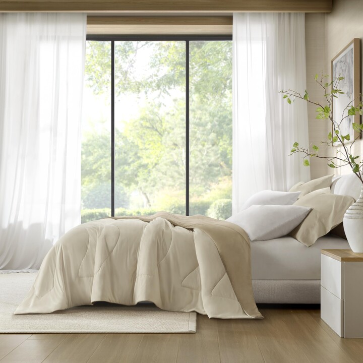 Harbor House Cooling Reversible Tencel Comforter Blanket – King/Cal King Size