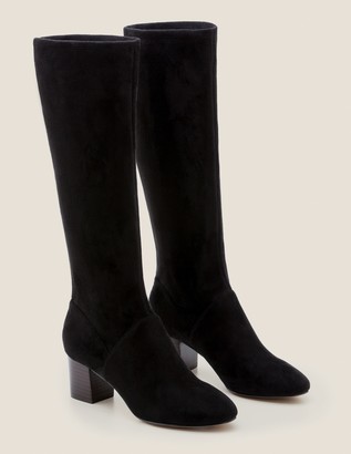 pull on knee high stretch boots