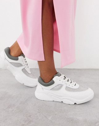 fiyah chunky trainer white