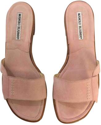 Manolo Blahnik Pink Suede Sandals
