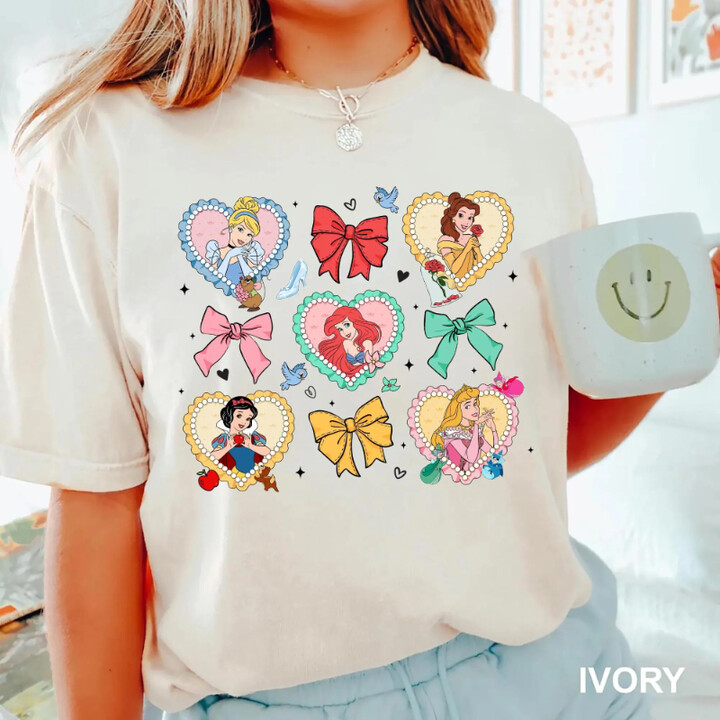 Disney Princess Heart Frame Shirt Cinderella Belle Ariel Aurora Snow White Tee Girls Disney Trip Matching Princess Shirt 2025