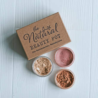 The Natural Beauty Pot Mineral Make Up Full Size Kit