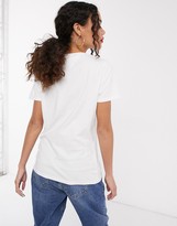 Thumbnail for your product : Tommy Jeans classic tee in white