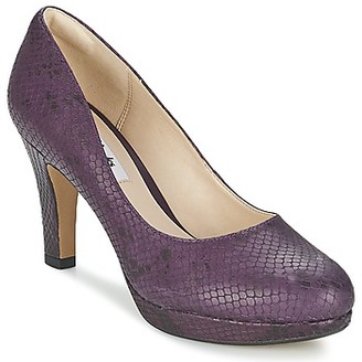 clarks pumps purple