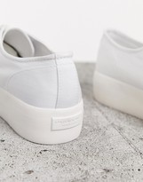 Thumbnail for your product : Vagabond Peggy flatform sneaker in white canvas