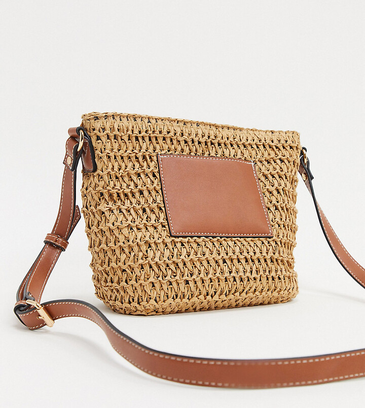 accessorize messenger bag