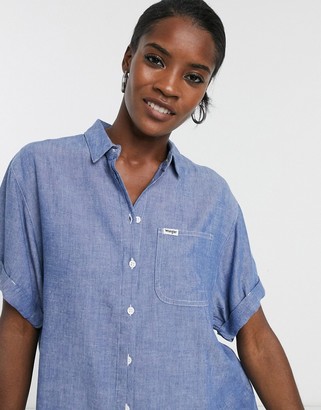 Wrangler relaxed chambray denim shirt in midwash blue