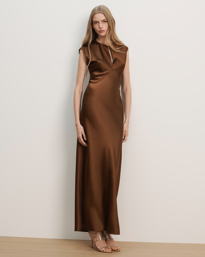 Nelzy Silk Maxi Dress
