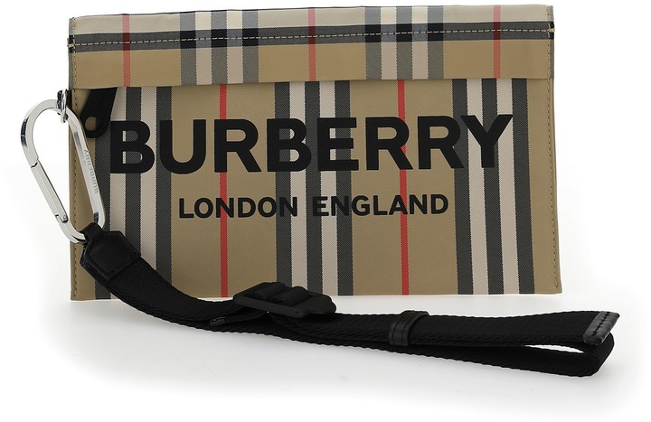 burberry pebble pouch