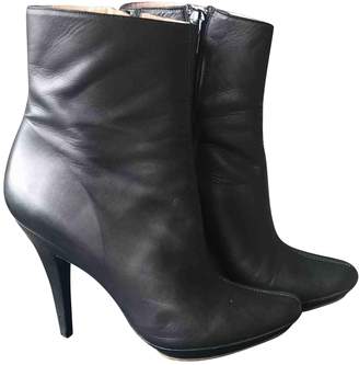 Pura Lopez Black Leather Ankle boots