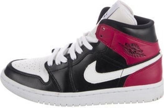 Nike Leather High Top Athletic Sneakers Black, Burgundy & White Colorblock Pattern Round-Toes Lace-Up Closure at Uppers Unfortunately, due to restrictions, this item may not be eligible for shipping in all areas.