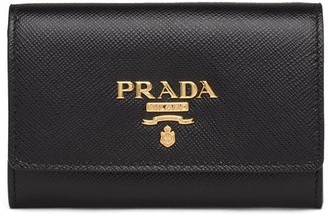 prada medium saffiano wallet