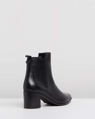 Atmos & Here ICONIC EXCLUSIVE - Briana Leather Ankle Boots