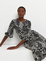 Thumbnail for your product : River Island Floral Ruched Side Midi Dress-black