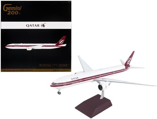 Boeing 777-300ER Commercial Aircraft 'Qatar Airways' White w/Dark Red 'Gemini 200' 1/200 Diecast Model Airplane by GeminiJets