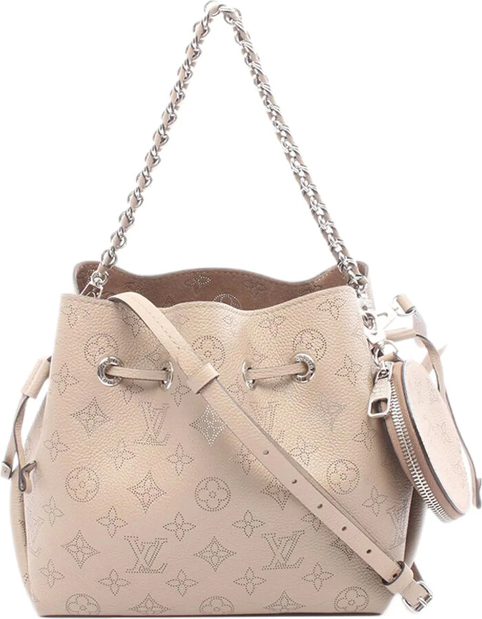 Louis Vuitton Pre-Owned 2021-2025 Monogram Mahina Bella bucket bag