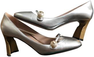 Gucci \N Silver Leather Heels
