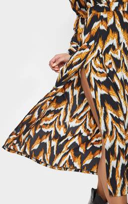 PrettyLittleThing Black Tiger Print Long Sleeve Midi Shirt Dress