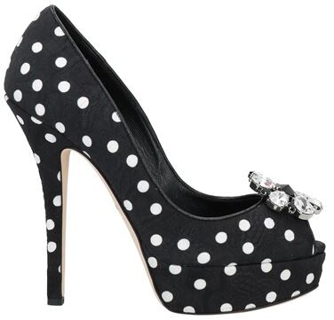 black polka dot pumps