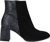Thumbnail for your product : Wonders WONDERS Ankle boots