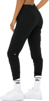 Thumbnail for your product : Alo Yoga Unwind Sweatpant in Black, Size: XS |