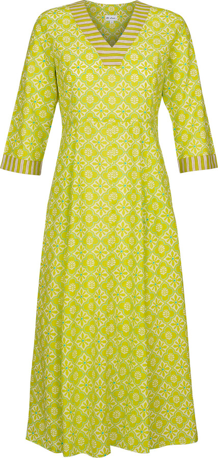 AtLAST Green Cotton Rhonda Midi Dress In Lime & White Flower