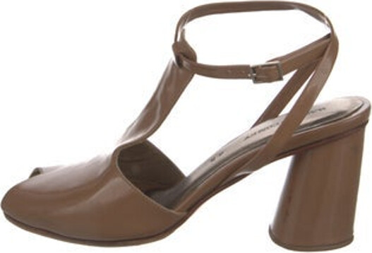 Rachel Comey Leather T-Strap Sandals Brown Wrap-Around Straps & Buckle Closure at Ankles Unfortunately, due to restrictions, this item may not be eligible for shipping in all areas.