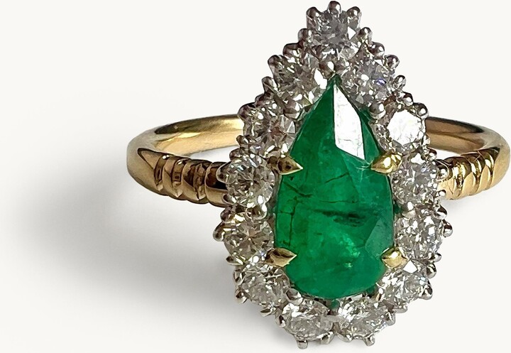23carat Pear-cut Emerald Diamond Ring 4