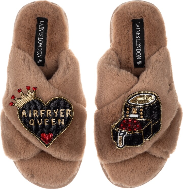 Laines London Brown / Neutrals Classic Laines X Juliet Sears Slippers With Airfryer Queen Brooches - Toffee