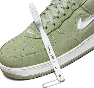 white air force 1 mens size 12