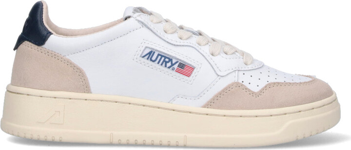 AUTRY "Medalist" Low-Top Sneakers In White Leather
