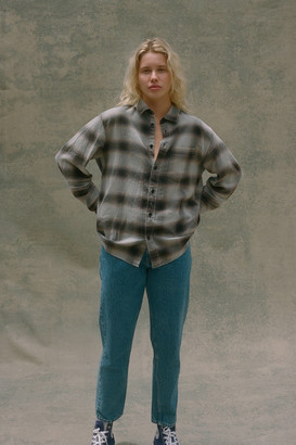 BDG High-Waisted Slim Straight Jean Faded Medium Wash