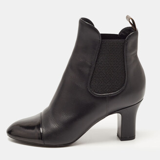 Louis Vuitton Ankle Boots Black Deerskin ref.103982 - Joli Closet