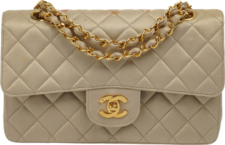 Chanel Timeless/Classique cloth handbag - ShopStyle Shoulder Bags