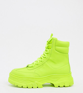 green wide fit shoes